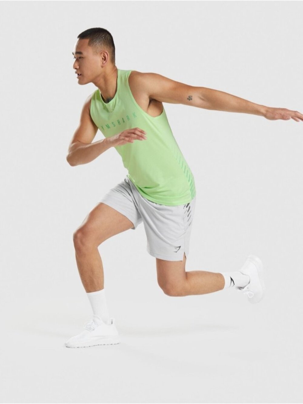 NEW Gymshark Men’s Mesh Sports Tank Top Neon Bali Green relax Fit Athletic Large